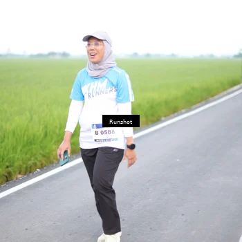 Runner Photo 5750040