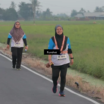 Runner Photo 5750216