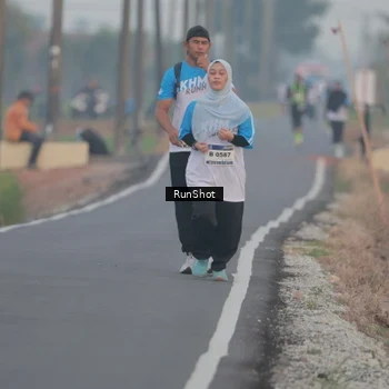 Runner Photo 5750899