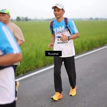 Runner Photo 5751166