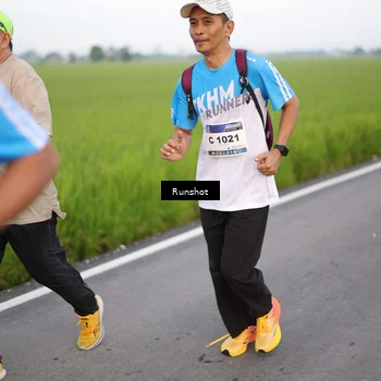 Runner Photo 5751172