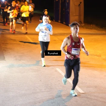 Runner Photo 5753576