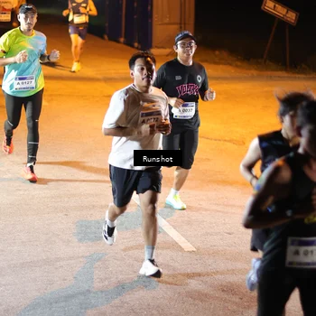 Runner Photo 5753861