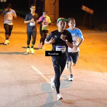 Runner Photo 5754089