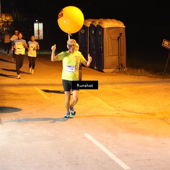 Runner Photo 5754199