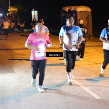 Runner Photo 5754201