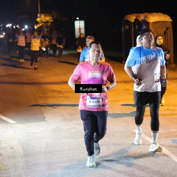 Runner Photo 5754219