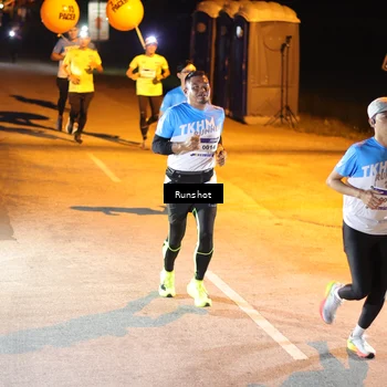 Runner Photo 5754619