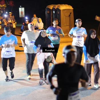 Runner Photo 5754713