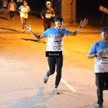 Runner Photo 5755811