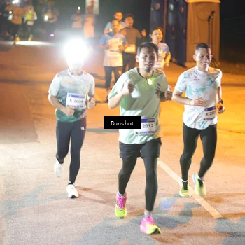 Runner Photo 5756111