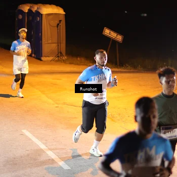Runner Photo 5756197