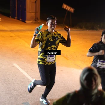 Runner Photo 5756640