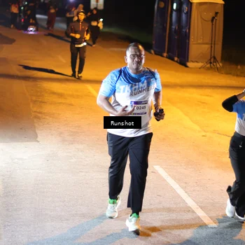 Runner Photo 5756666