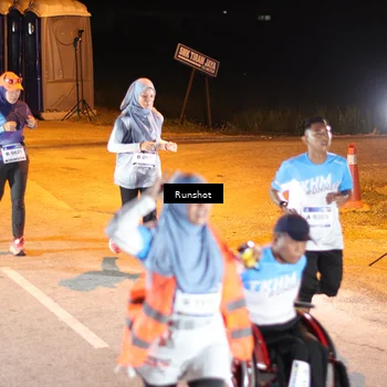 Runner Photo 5756845