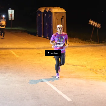 Runner Photo 5757792