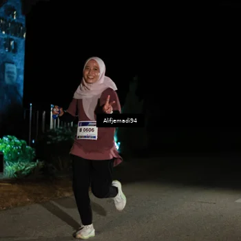Runner Photo 5758002