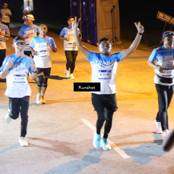 Runner Photo 5758359