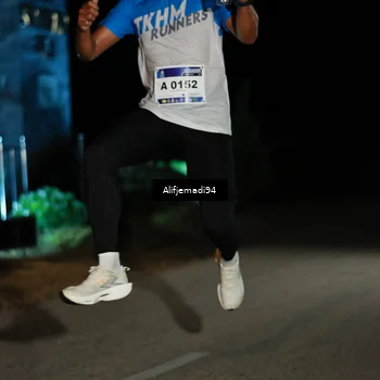 Runner Photo 5758642
