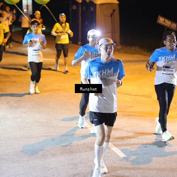 Runner Photo 5759063