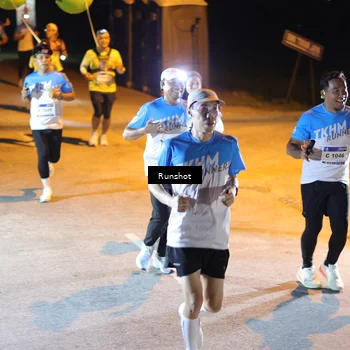 Runner Photo 5759065