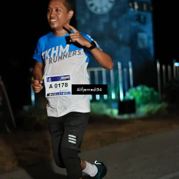 Runner Photo 5759567