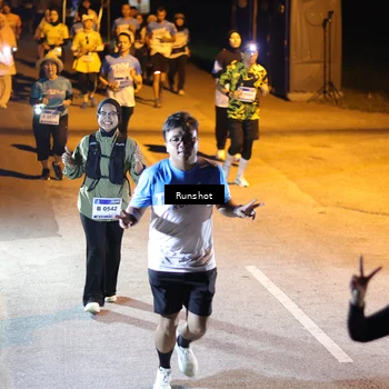 Runner Photo 5759714