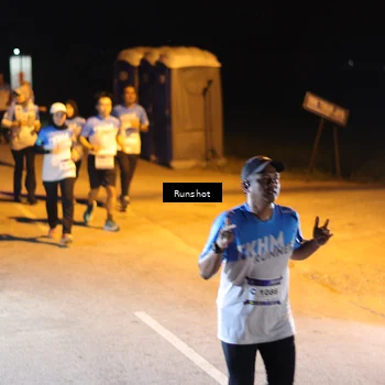 Runner Photo 5759998