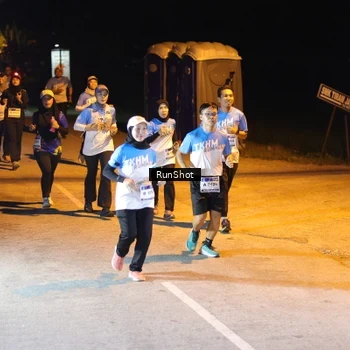 Runner Photo 5760023