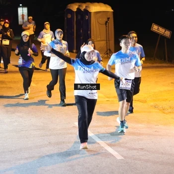Runner Photo 5760026