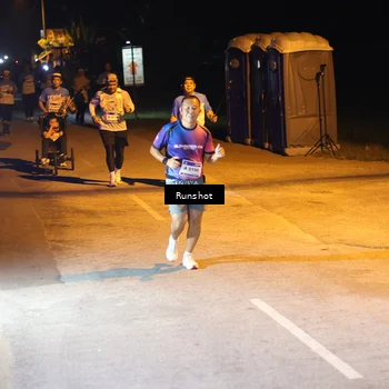 Runner Photo 5760244