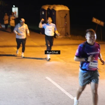 Runner Photo 5760263