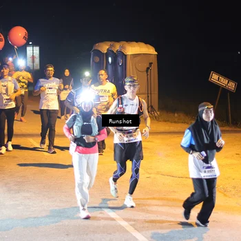 Runner Photo 5760638
