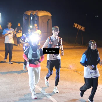Runner Photo 5760653