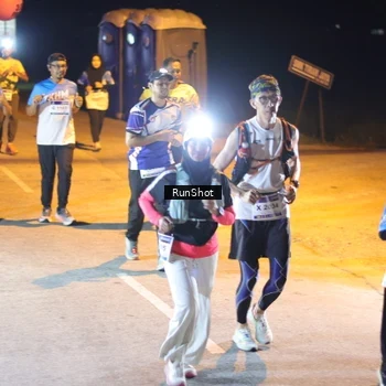 Runner Photo 5760668