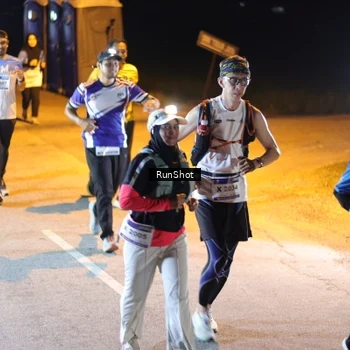 Runner Photo 5760675