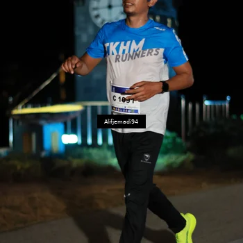Runner Photo 5760678