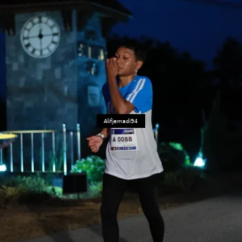 Runner Photo 5761301