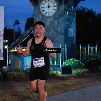 Runner Photo 5761443