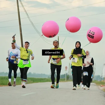 Runner Photo 5763105