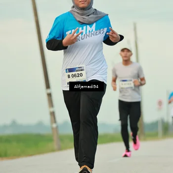 Runner Photo 5763144