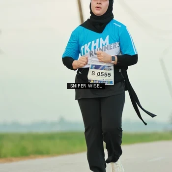 Runner Photo 5763668