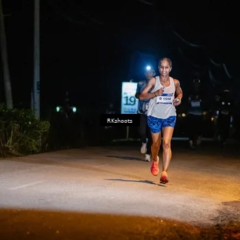 Runner Photo 5763942