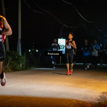 Runner Photo 5764000