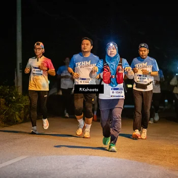 Runner Photo 5764642