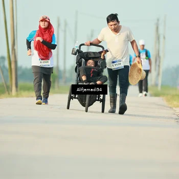 Runner Photo 5764678