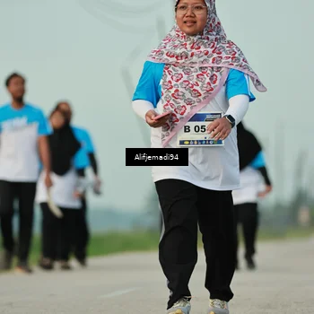 Runner Photo 5765244