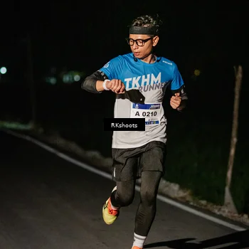 Runner Photo 5766046