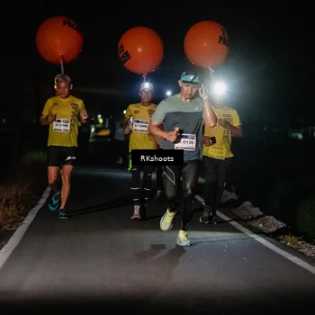 Runner Photo 5766192