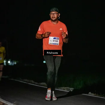Runner Photo 5767035